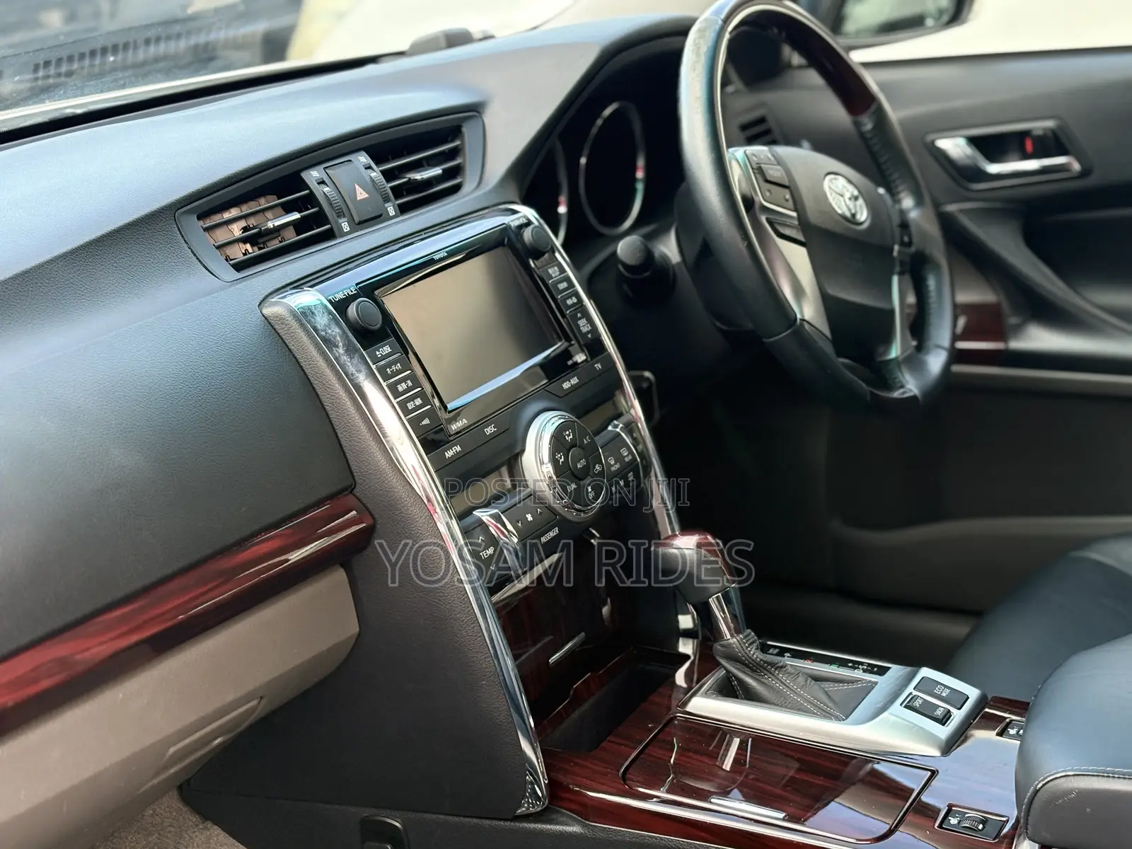 Toyota Mark X 2.5 RWD 2011