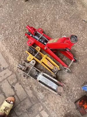 Hydraulic Trolley Jack