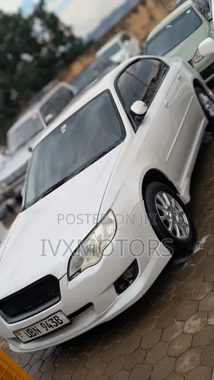 Subaru Legacy 2009 White