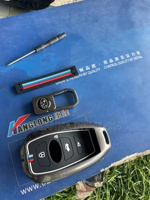 Luxury Car Key Case Subaru