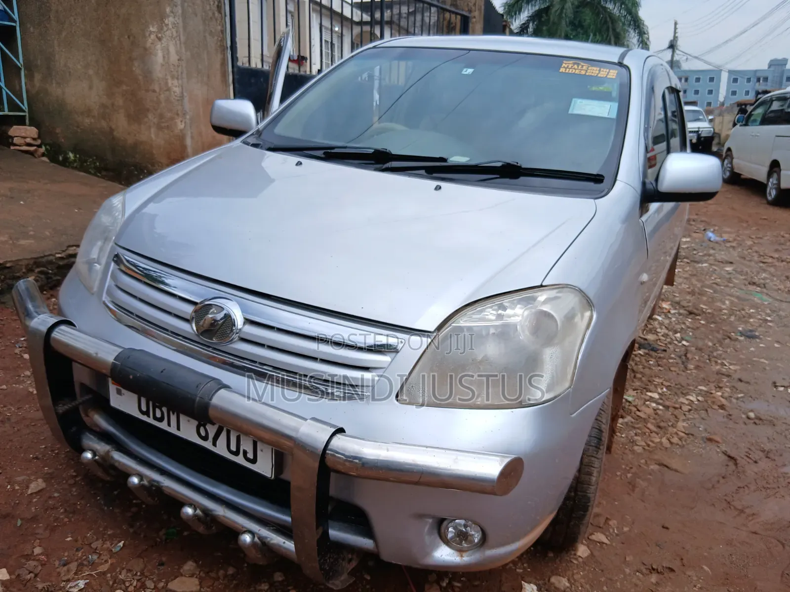 Toyota Raum 2006 Silver