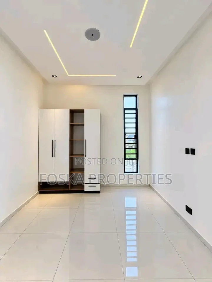 4bdrm Apartment in Buziga Estate, Central Division for rent