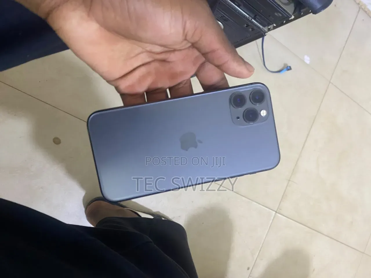 Apple iPhone 11 64 GB