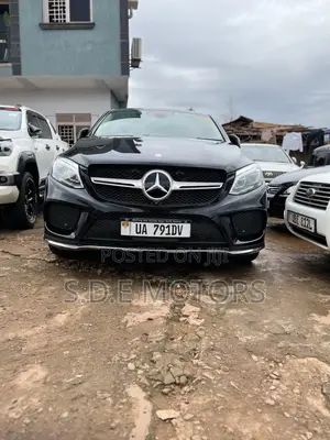 Mercedes-Benz GLE-Class GLE 350d 4MATIC 2017 Black