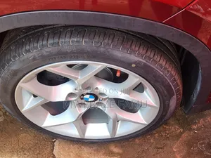 BMW X1 2014 Maroon