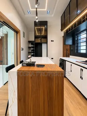 4bdrm Apartment in Muyenga Estate, Central Division for rent
