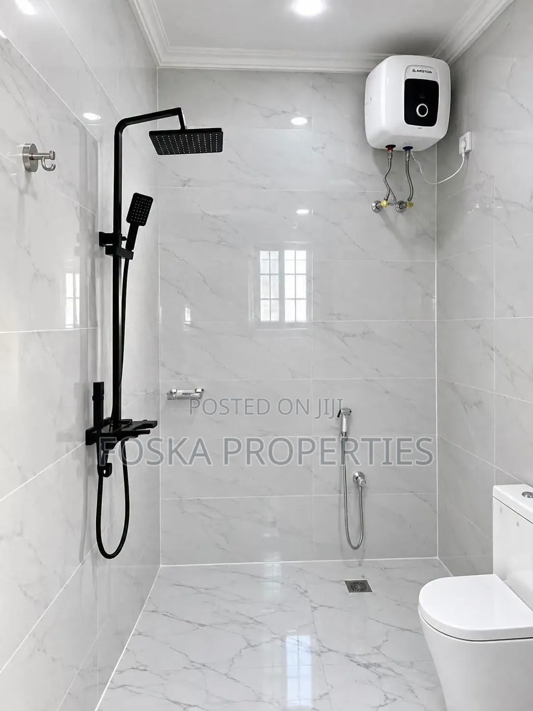 4bdrm Apartment in Muyenga Estate, Central Division for rent