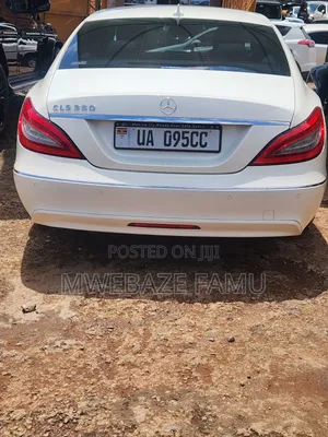 Mercedes-Benz CLK 2015 White