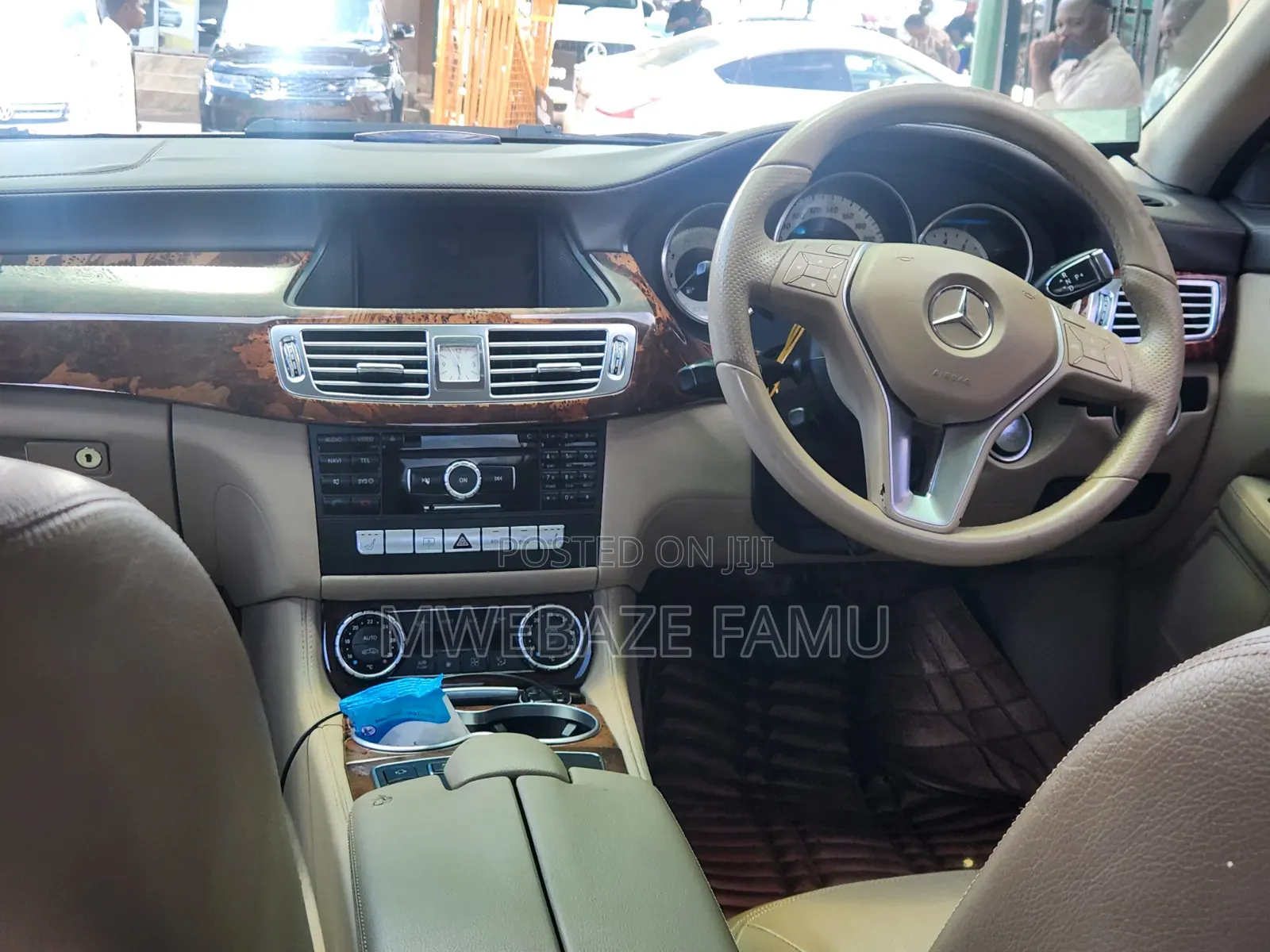 Mercedes-Benz CLK 2015 White