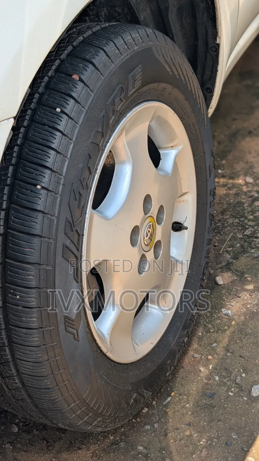 Toyota Kluger 2005 White