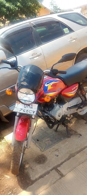 Bajaj CT 125X 2025 Red