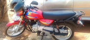 Bajaj CT 125X 2025 Red