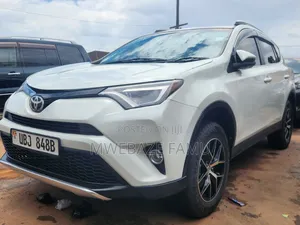 Toyota RAV4 2014