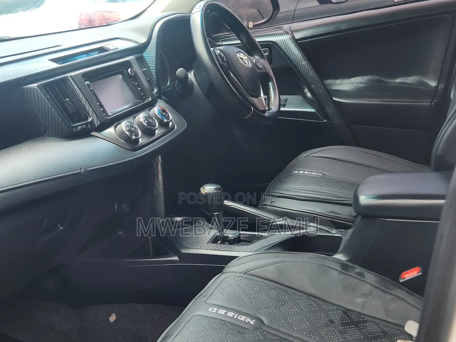 Toyota RAV4 2014