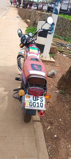 Bajaj Boxer 100 2023 Red