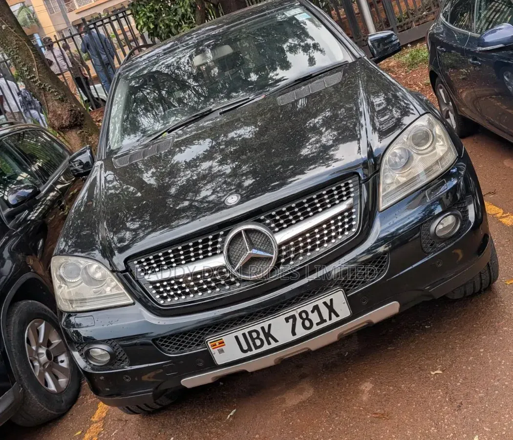 Mercedes-Benz M Class ML 350 AWD 4Matic (3.5L V6 7A) 2006 Black