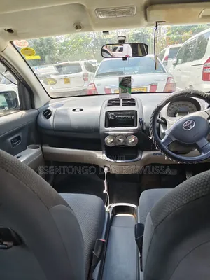 Toyota Passo 2007 Silver