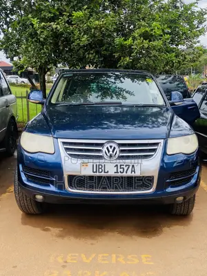 Volkswagen Touareg VR6 Lux 2011 Blue