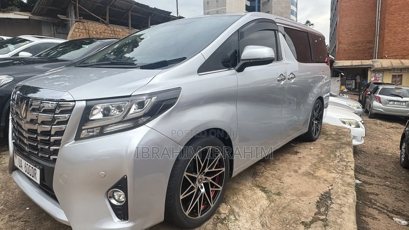 Toyota Alphard 2017 Silver