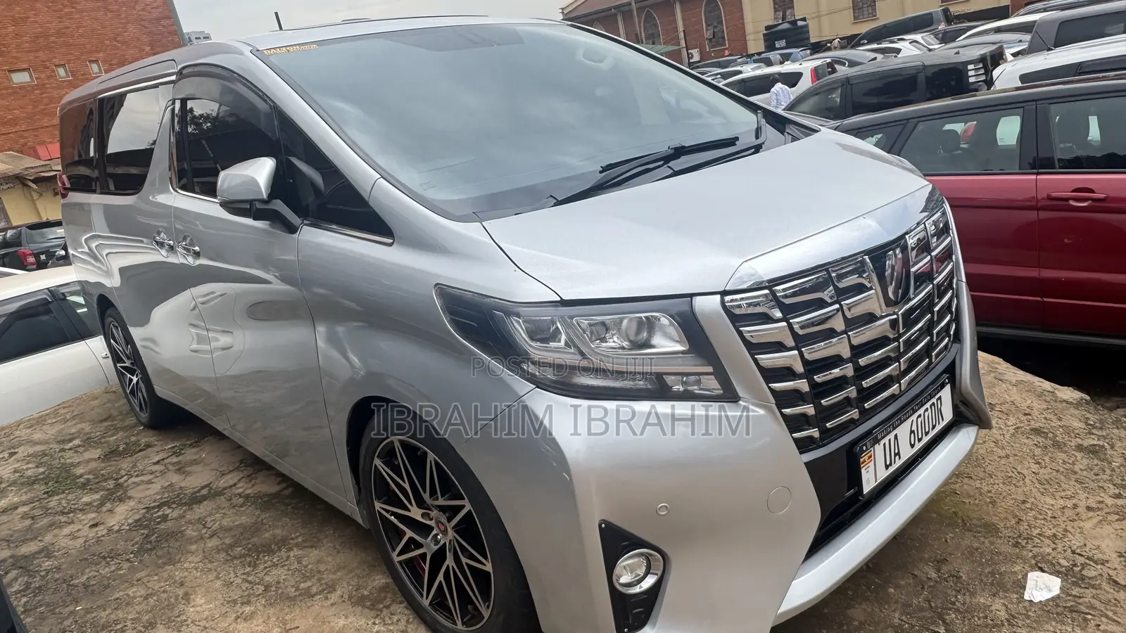 Toyota Alphard 2017 Silver