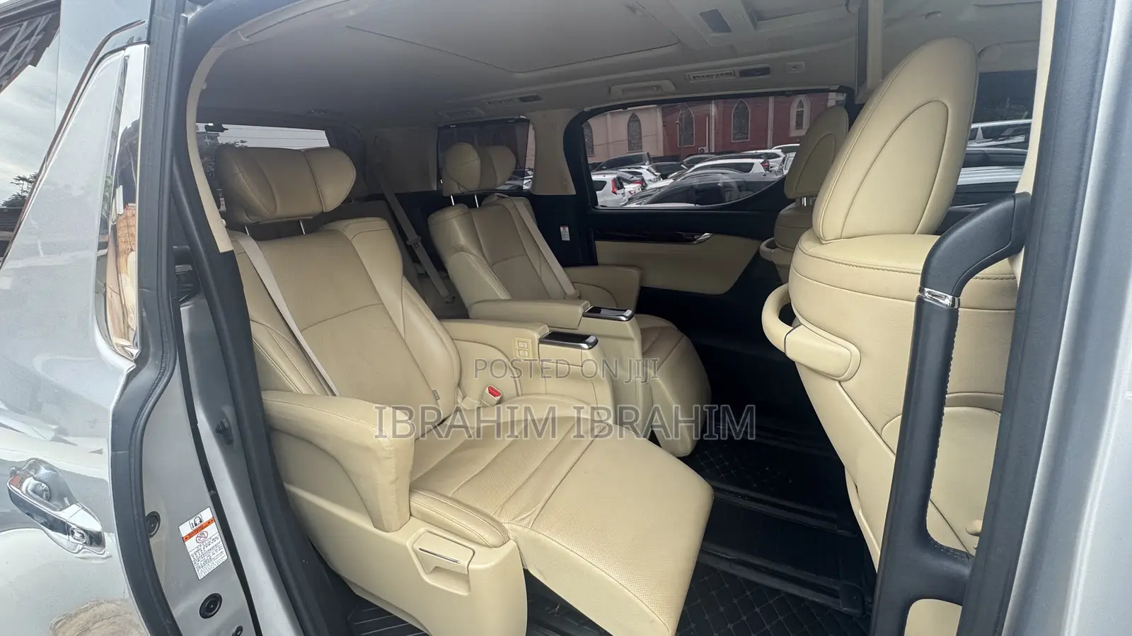 Toyota Alphard 2017 Silver