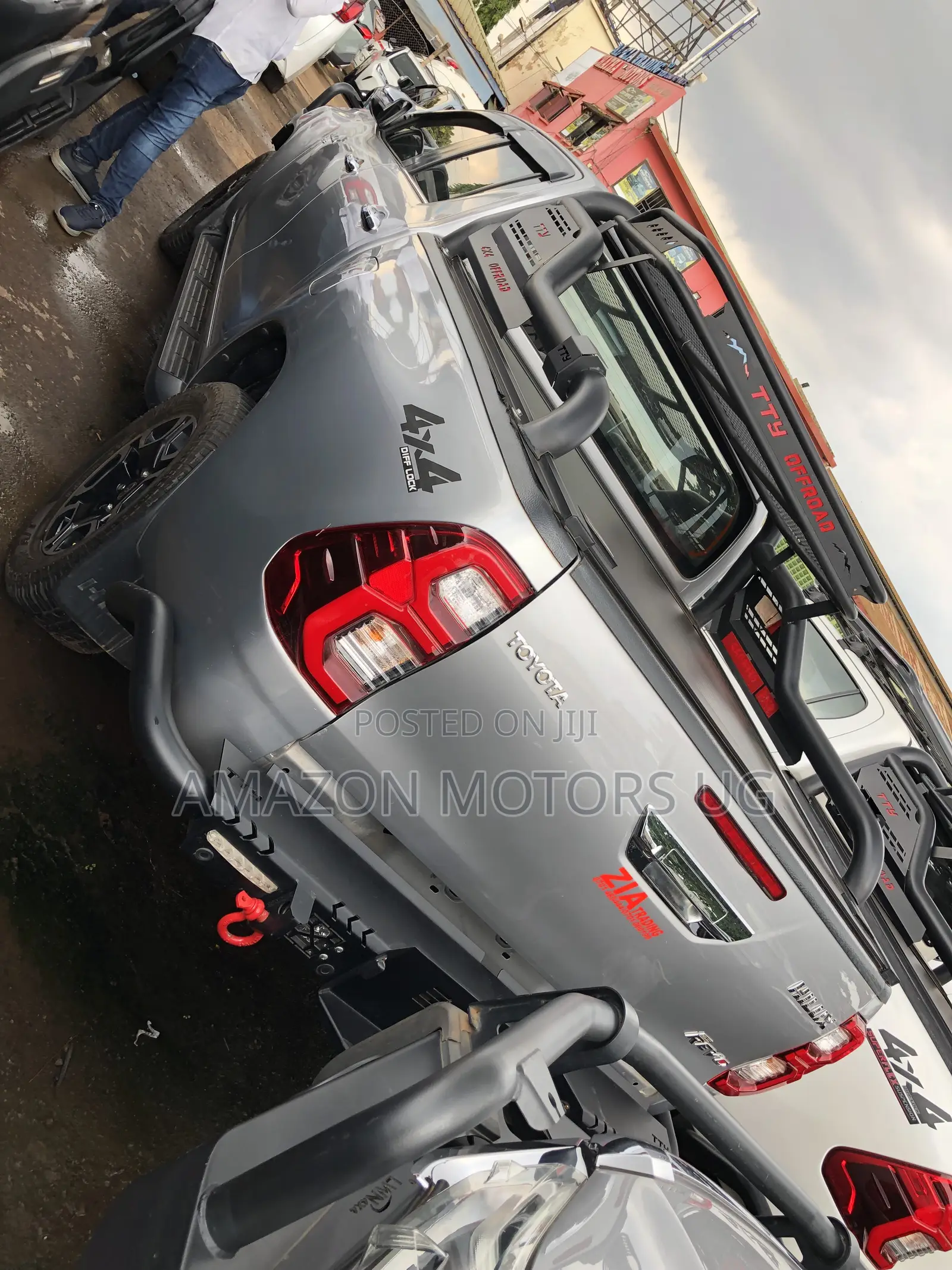 Toyota Hilux 2.8 Diesel 2020 Silver