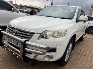 Toyota Vanguard 2009 White