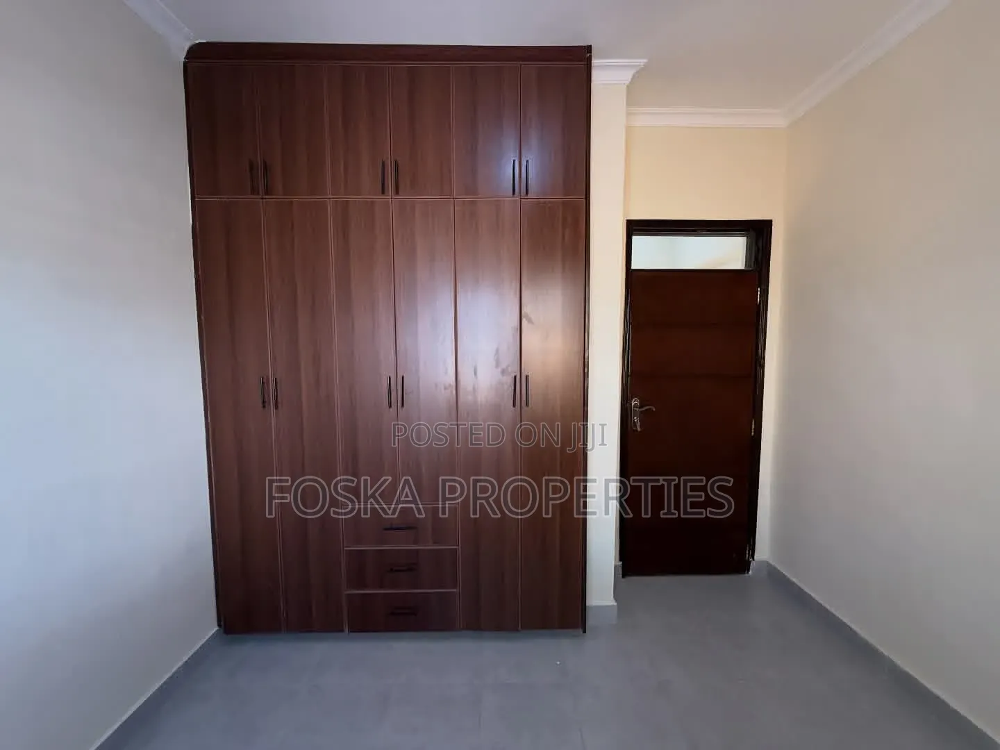 3bdrm Apartment in Nsambya, Central Division for rent