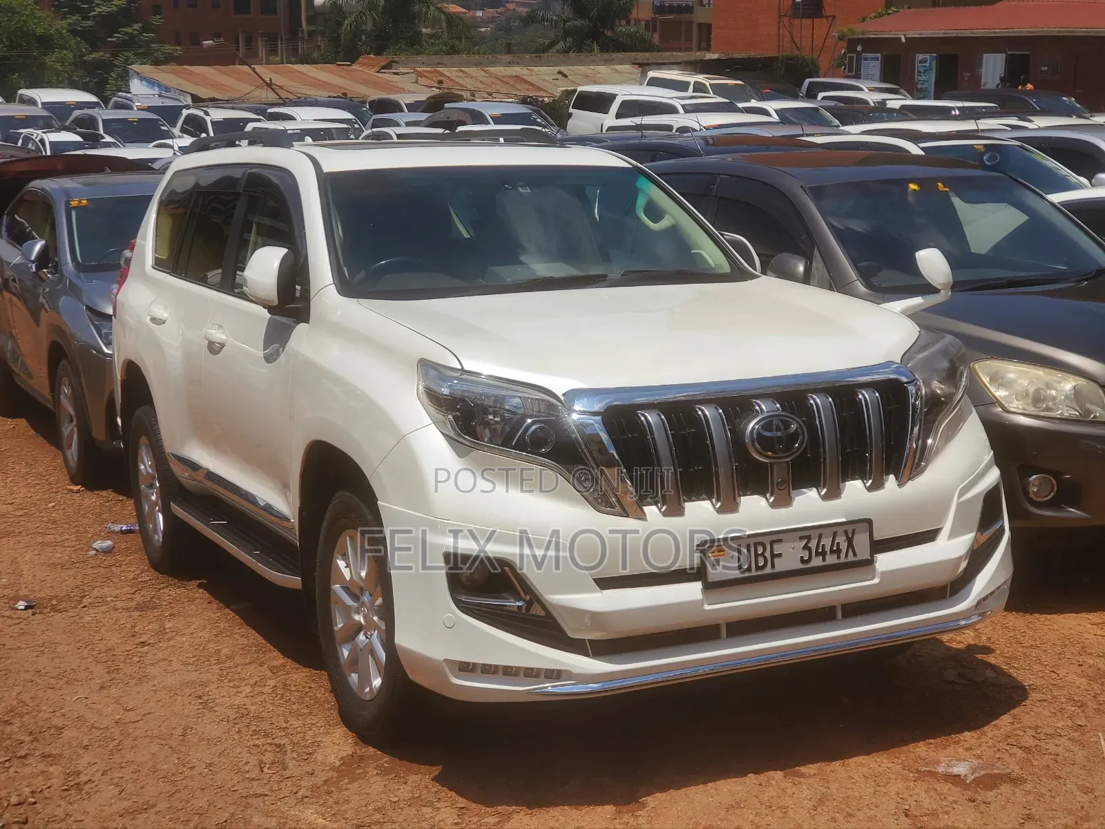 Toyota Land Cruiser Prado 2016 White