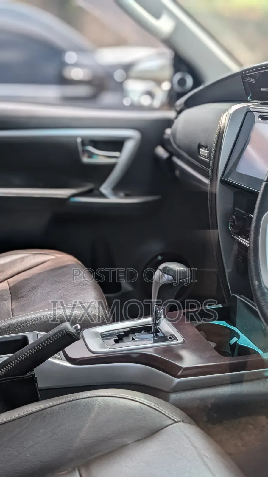 Toyota Fortuner 2.4 D RWD 2021 Silver