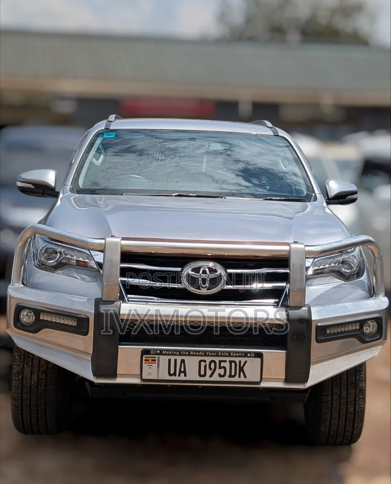 Toyota Fortuner 2.4 D RWD 2021 Silver