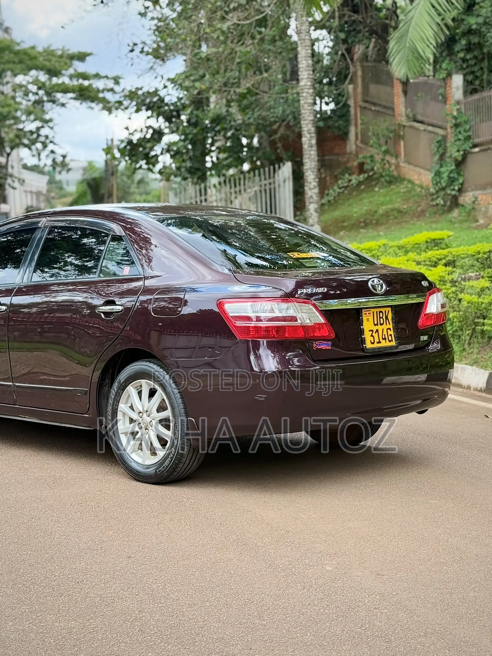 Toyota Premio 2015 Maroon