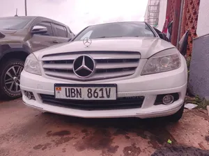 Mercedes-Benz C200 2010 White