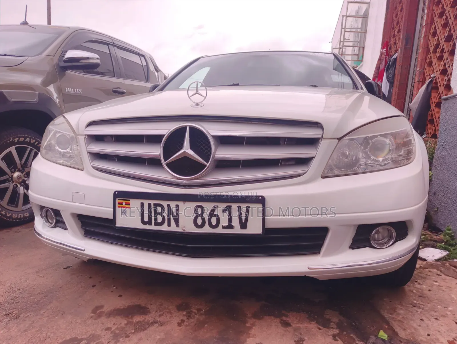 Mercedes-Benz C200 2010 White