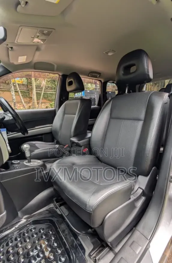 Nissan X-Trail 2.0 Petrol XE 2011 Silver