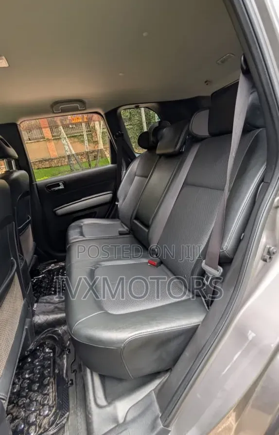 Nissan X-Trail 2.0 Petrol XE 2011 Silver