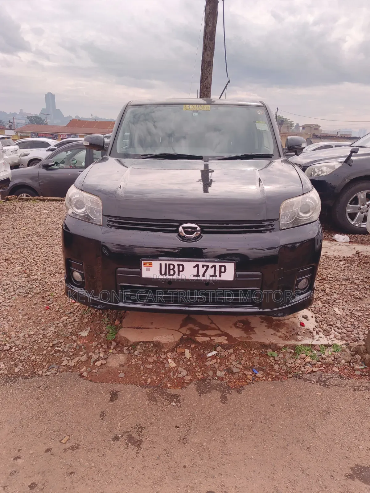 Toyota Corolla Rumion Hatchback 1.5 FWD 2009 Black