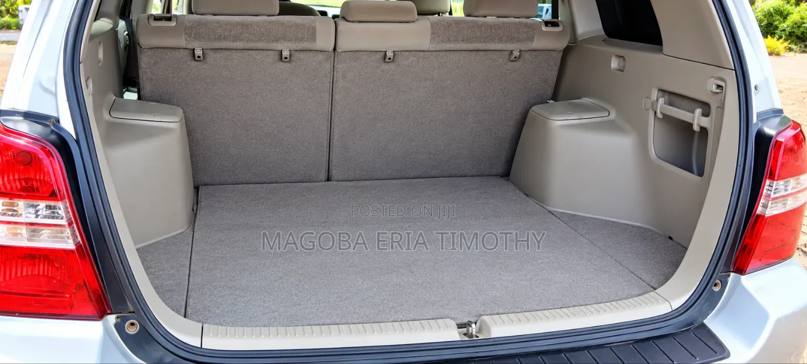 Toyota Kluger 2011 Silver
