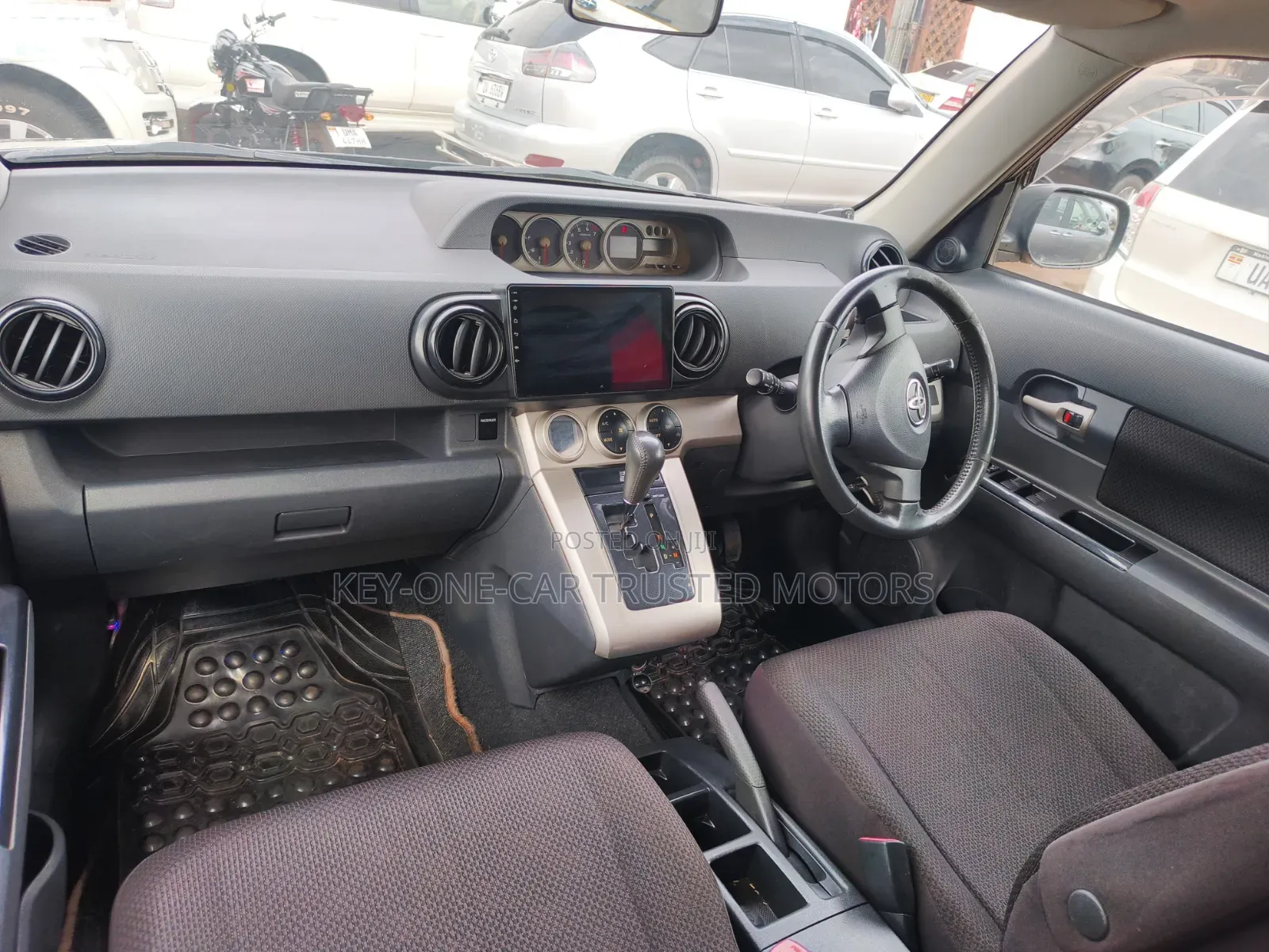 Toyota Corolla Rumion Hatchback 1.5 FWD 2009 Black