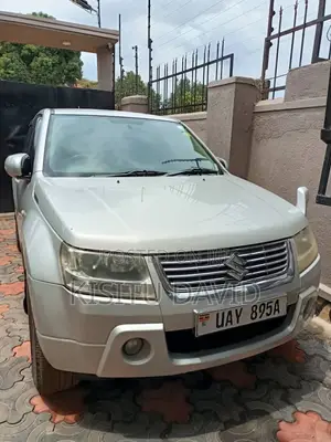 Suzuki Escudo 2006 Silver