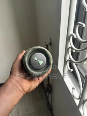 JBL Charge 5