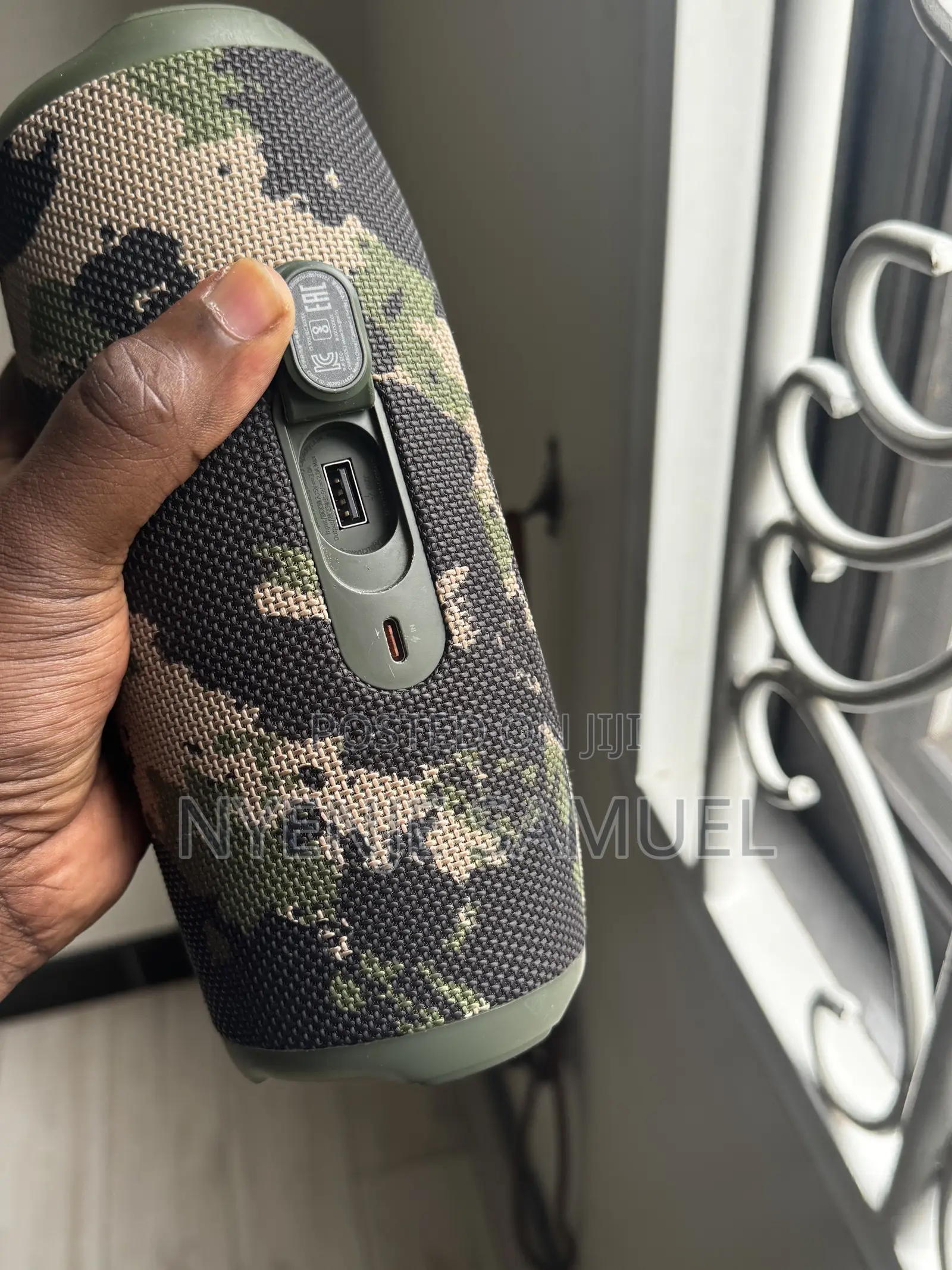 JBL Charge 5