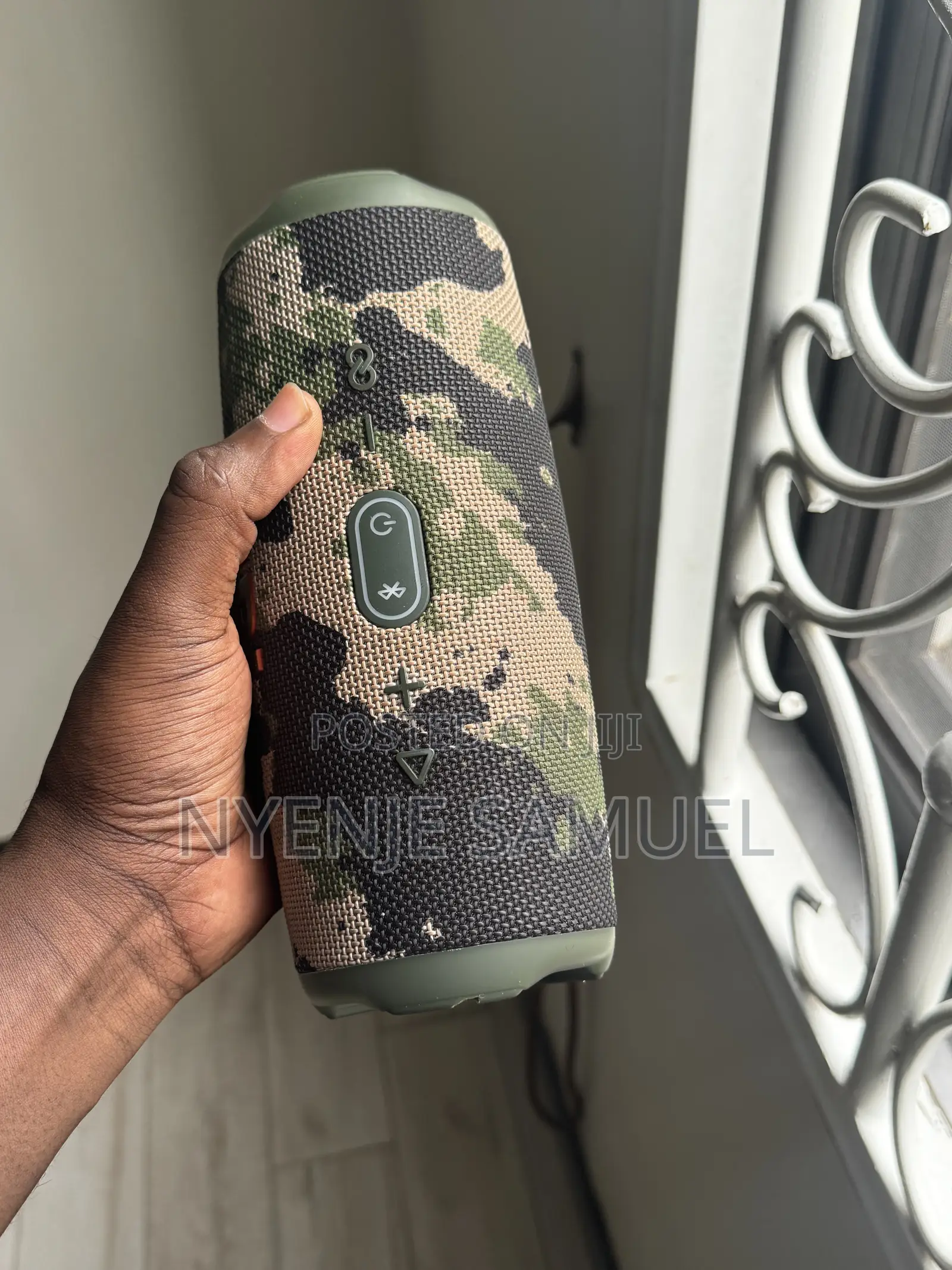 JBL Charge 5