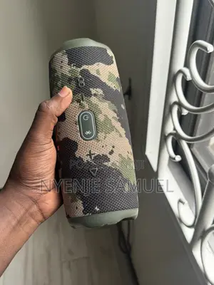 JBL Charge 5