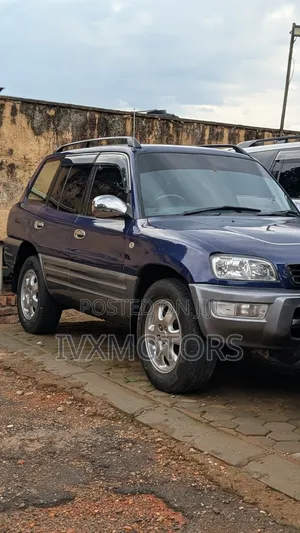 Toyota RAV4 Base 4x4 1999 Blue