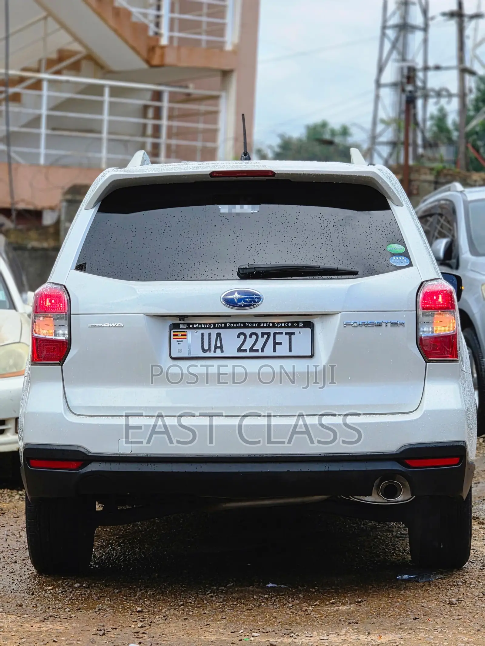 Subaru Forester 2.5i PZEV 4dr SUV AWD (2.5L 4cyl 6M) 2014 White