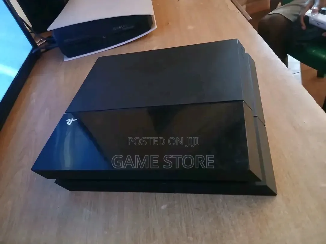 PS4 Standard Original - Even the LC1 Needs a Penalty Shootout!