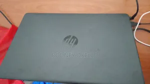 Laptop HP 250 G8 16GB Intel Core i5 HDD+SSD 500GB