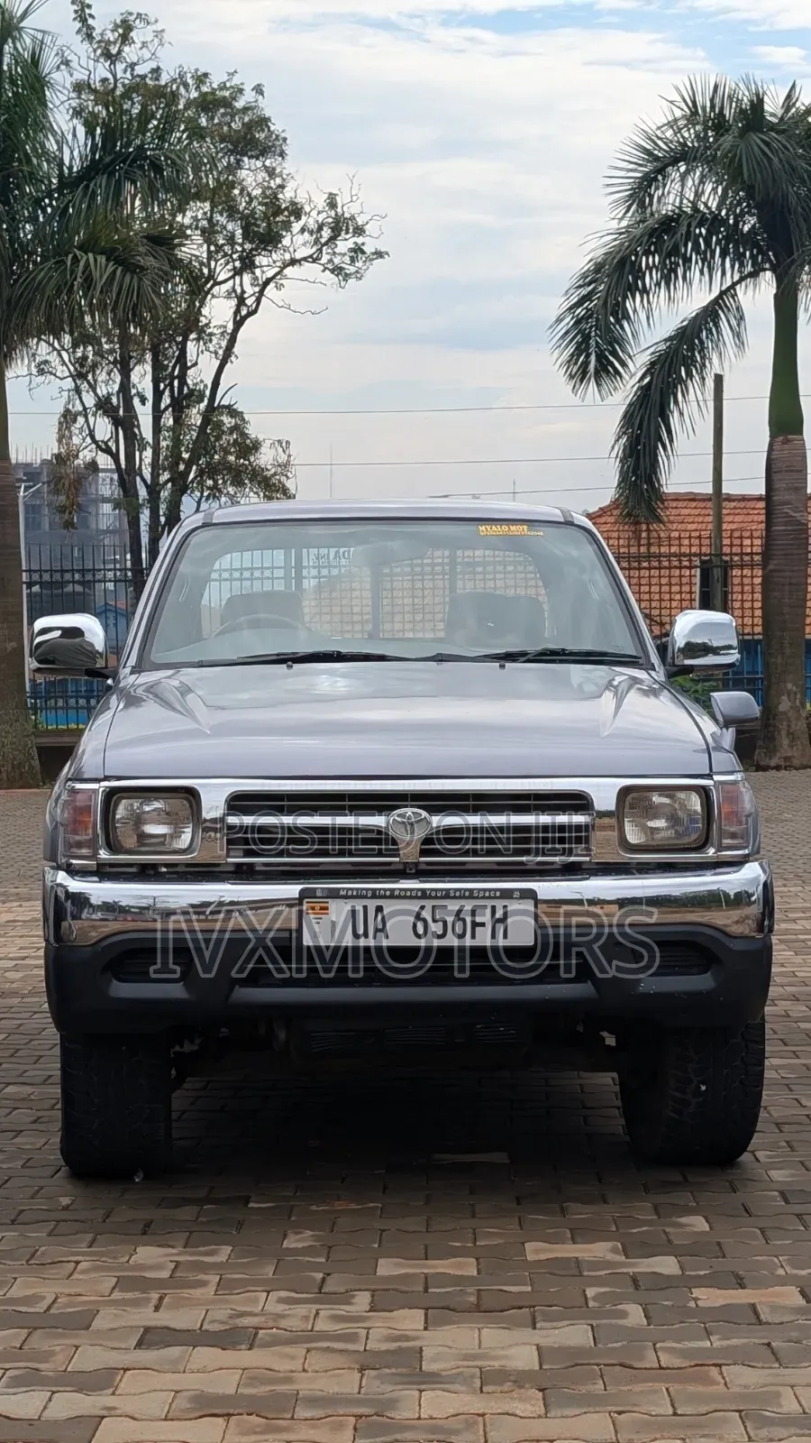 Toyota Hilux 1996 Gray