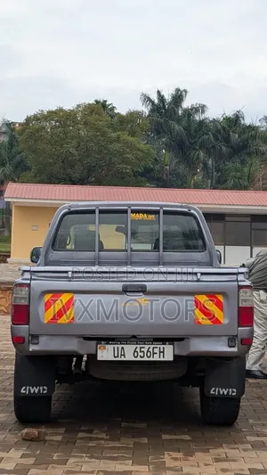 Toyota Hilux 1996 Gray